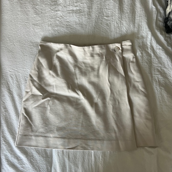 Babaton Mini Wrap Skirt - Picture 2 of 7